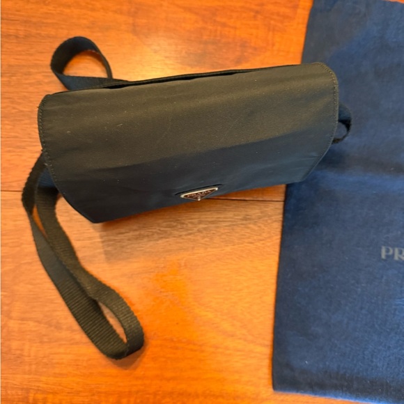 Authentic Vintage Prada Crossbody Purse w/ dust bag - Picture 14 of 15